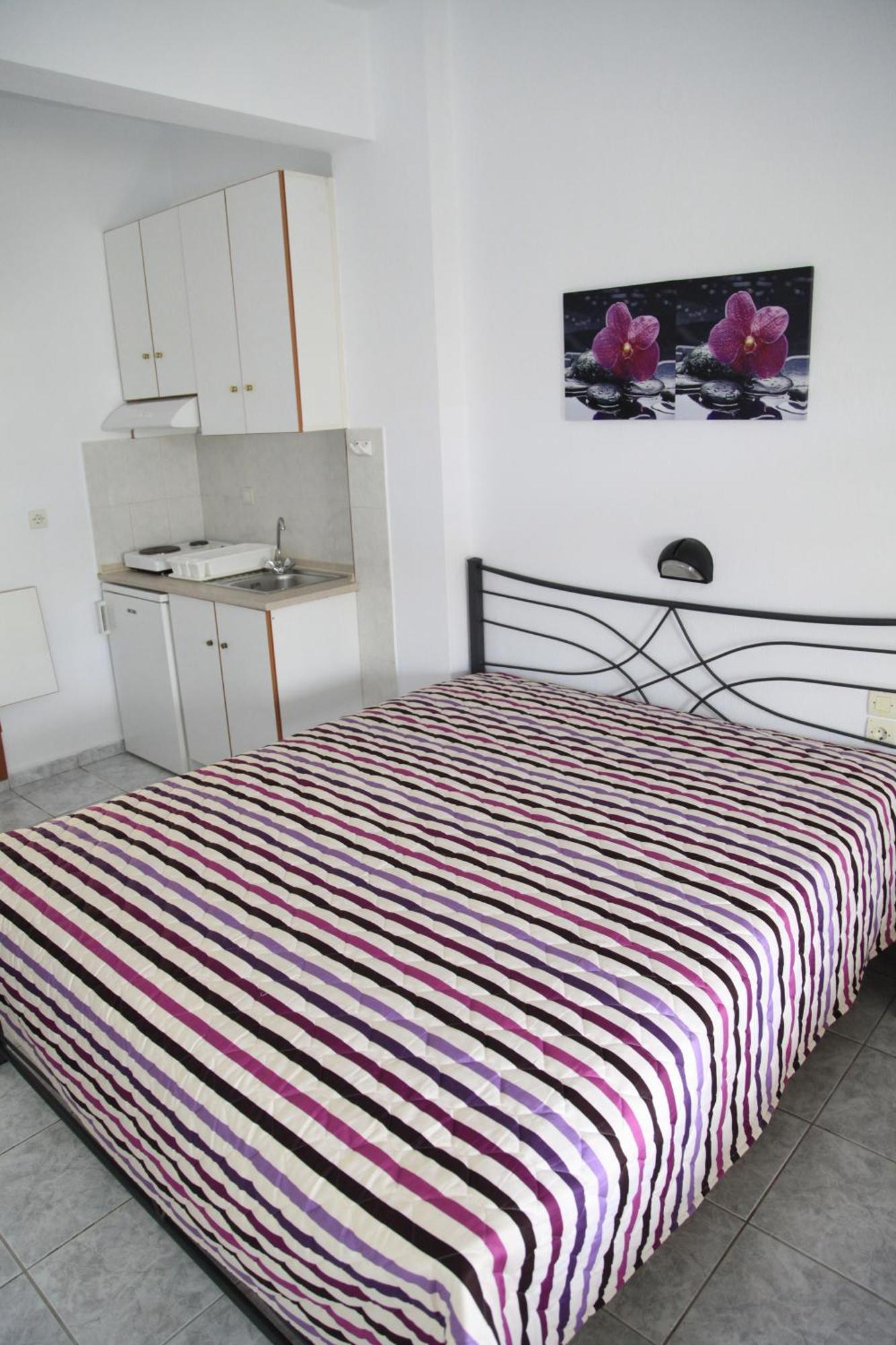 Vicky Rooms Paralia Dionisiou Zewnętrze zdjęcie
