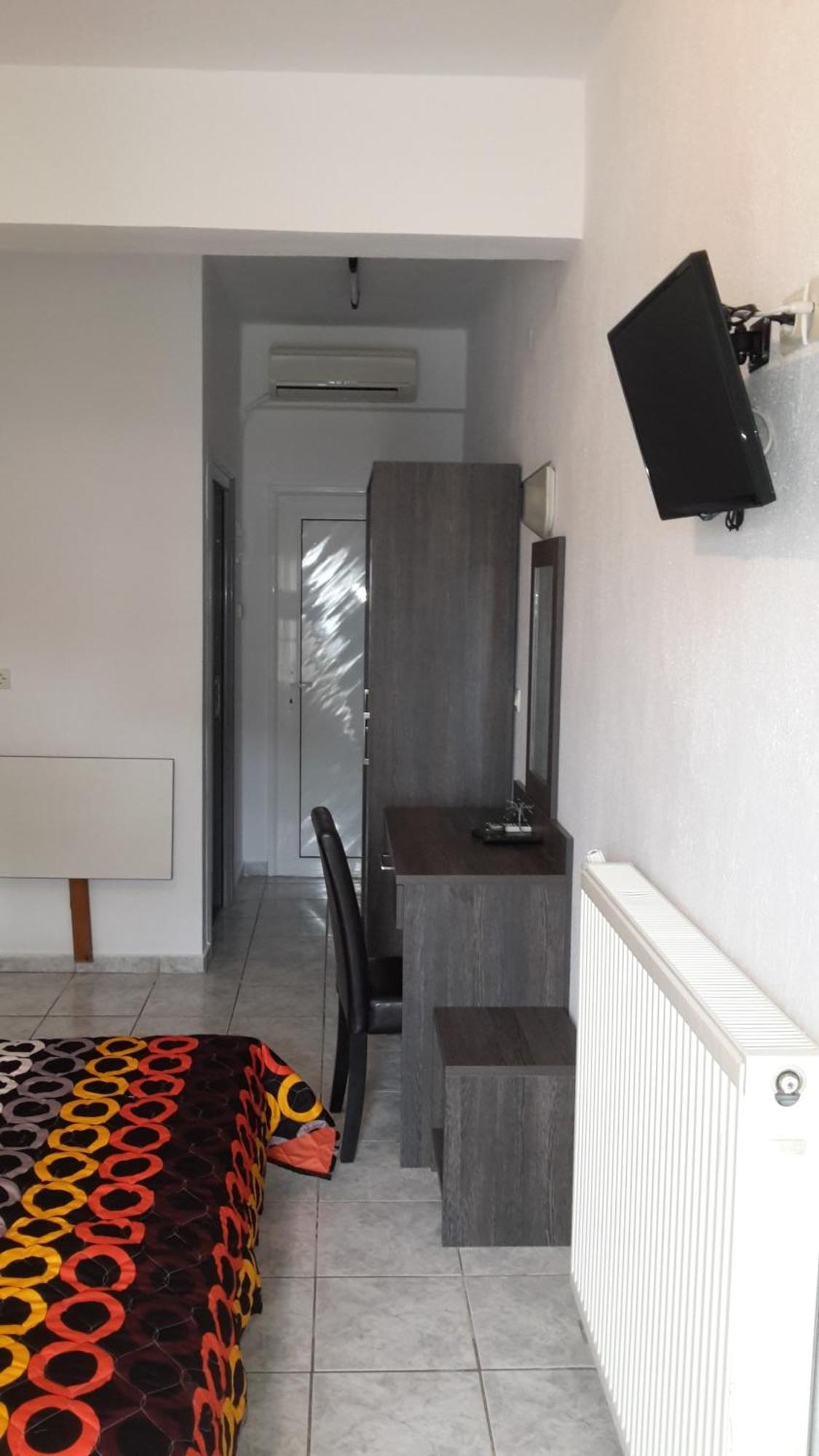 Vicky Rooms Paralia Dionisiou Pokój zdjęcie