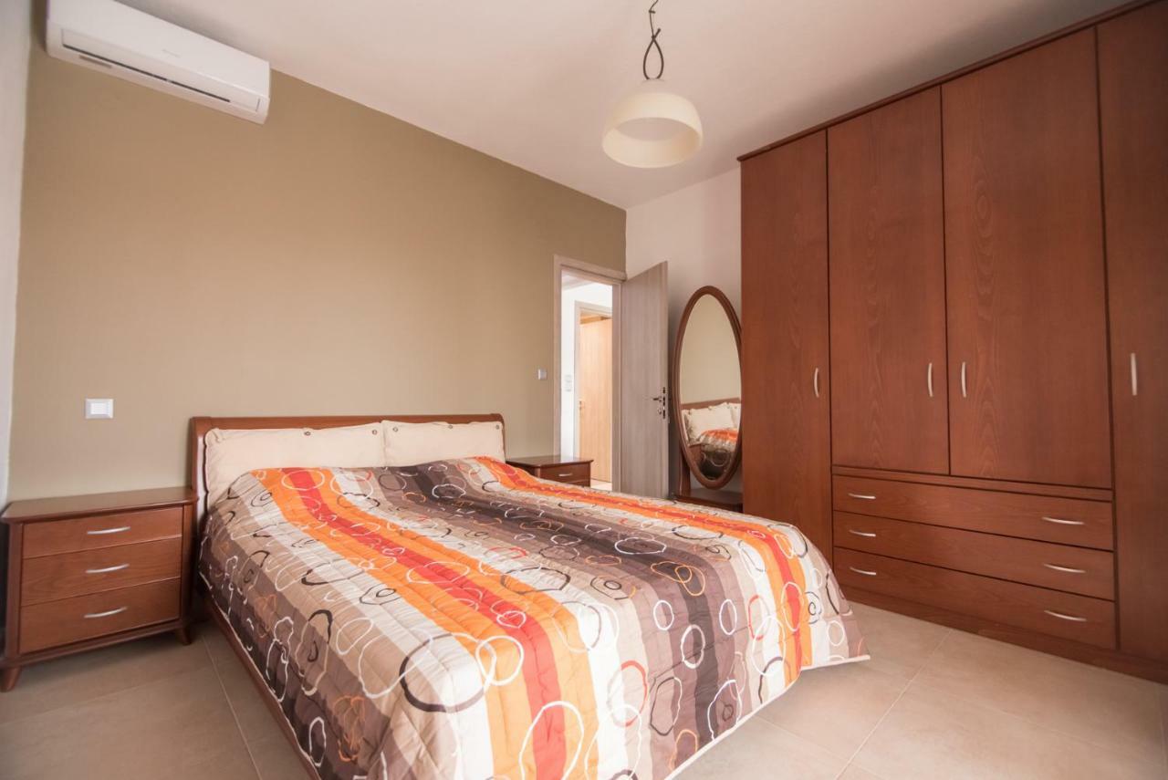 Vicky Rooms Paralia Dionisiou Zewnętrze zdjęcie
