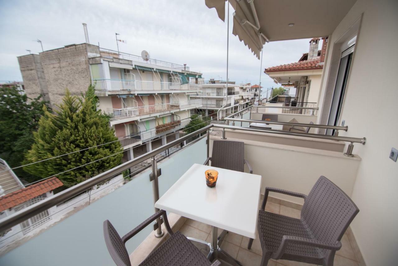 Vicky Rooms Paralia Dionisiou Zewnętrze zdjęcie