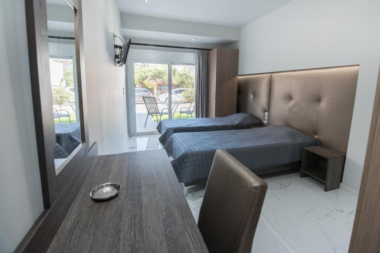 Vicky Rooms Paralia Dionisiou Zewnętrze zdjęcie
